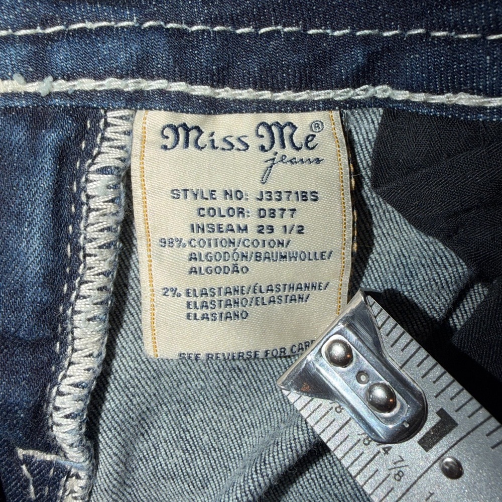 Miss Me Signature Women Jeans Low Rise Bootcut Blue Embellished Size 26x29.5 EUC - Picture 10 of 11